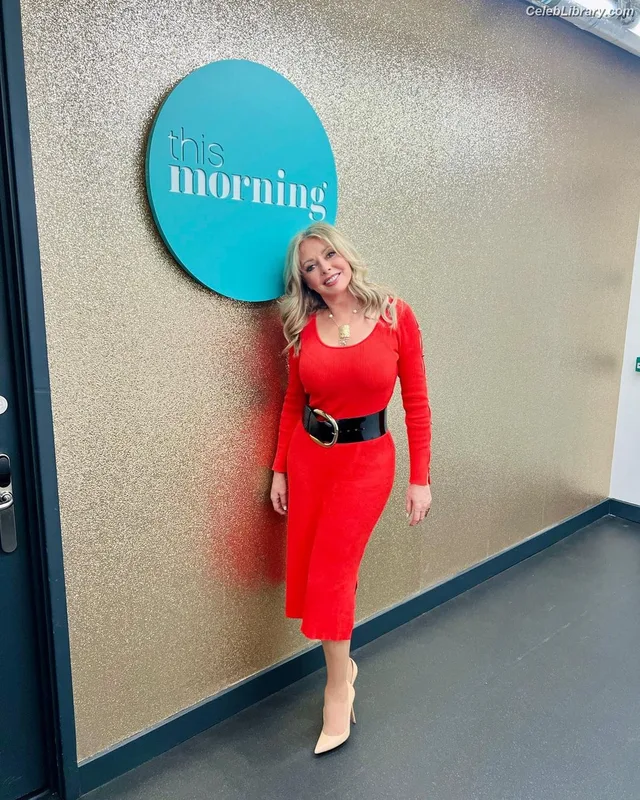 Carol Vorderman photo 3 of 679