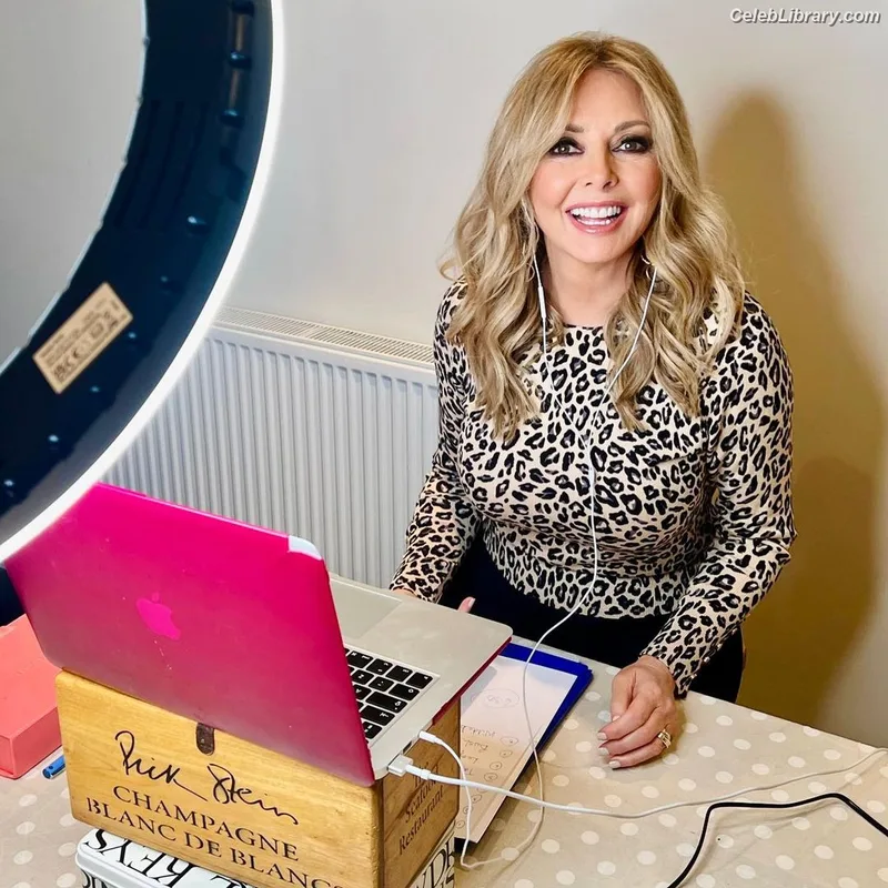 Carol Vorderman photo 6 of 679