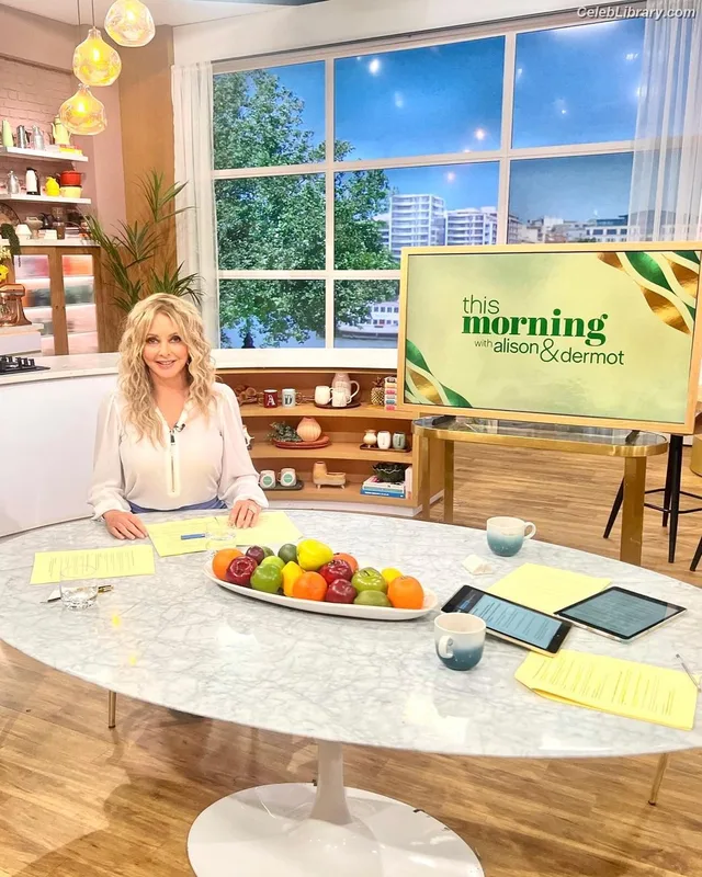Carol Vorderman photo 8 of 679
