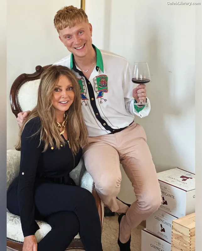 Carol Vorderman photo 23 of 679