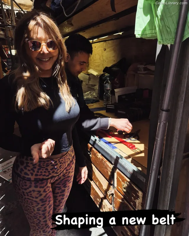 Carol Vorderman photo 2 of 679