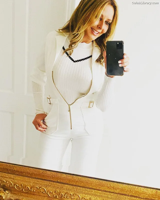 Carol Vorderman photo 20 of 679