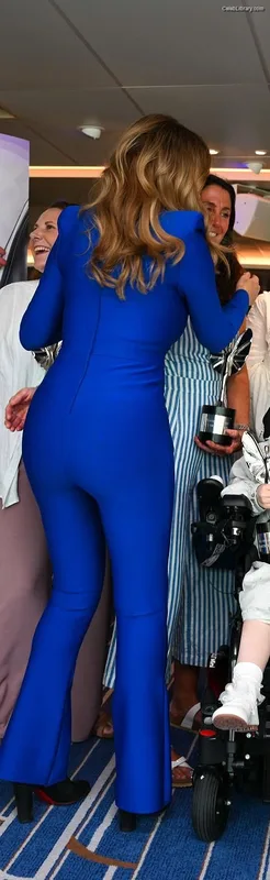 Carol Vorderman photo 17 of 679