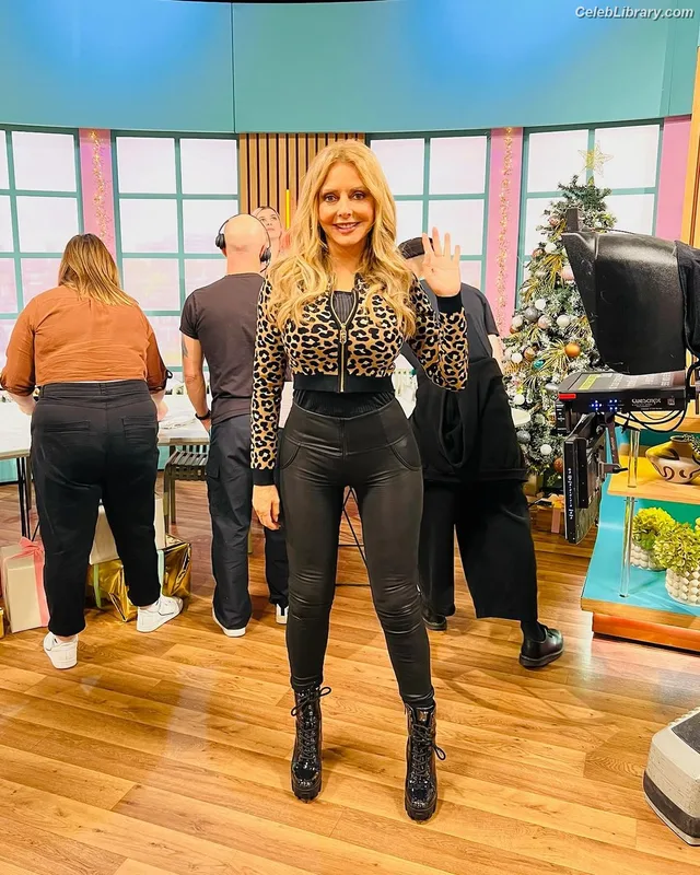 Carol Vorderman photo 22 of 679