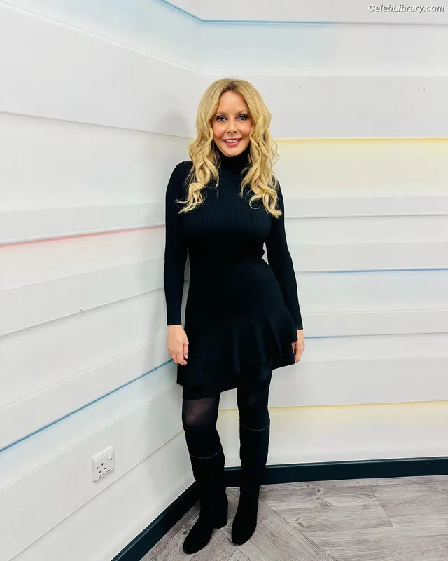 Carol Vorderman photo 5 of 679
