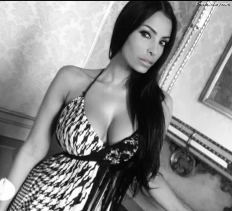 Carolina Marconi photo 3 of 595