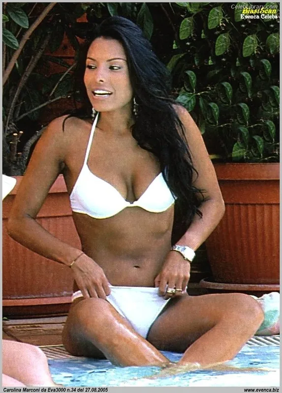 Carolina Marconi photo 15 of 595