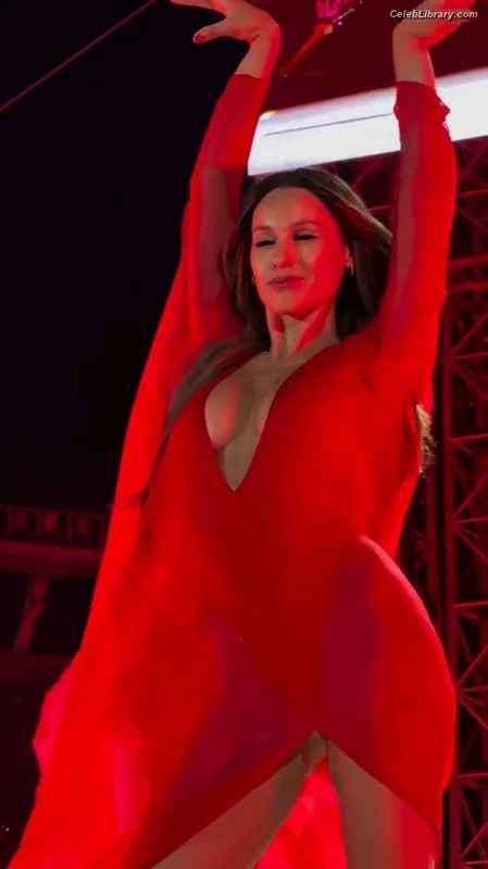Carolina Pampita Ardohain photo 15 of 163