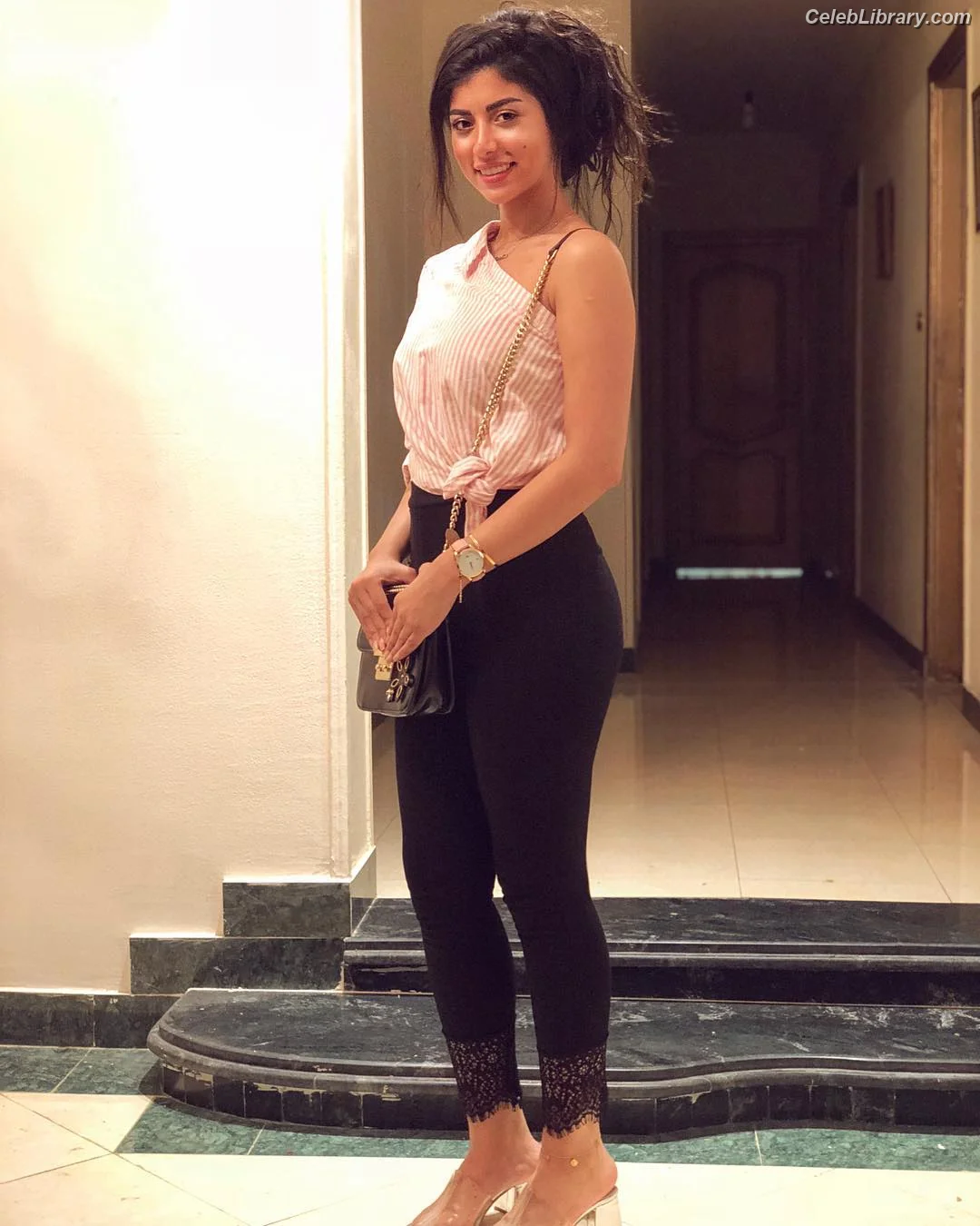 Caroline Azmy photo 6 of 144