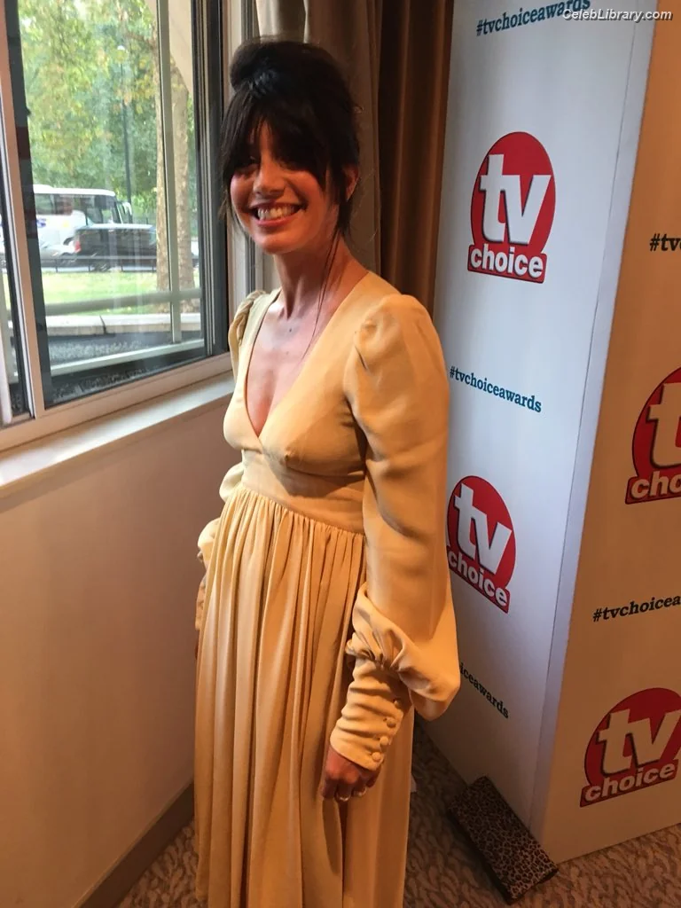Caroline Catz photo 13 of 41