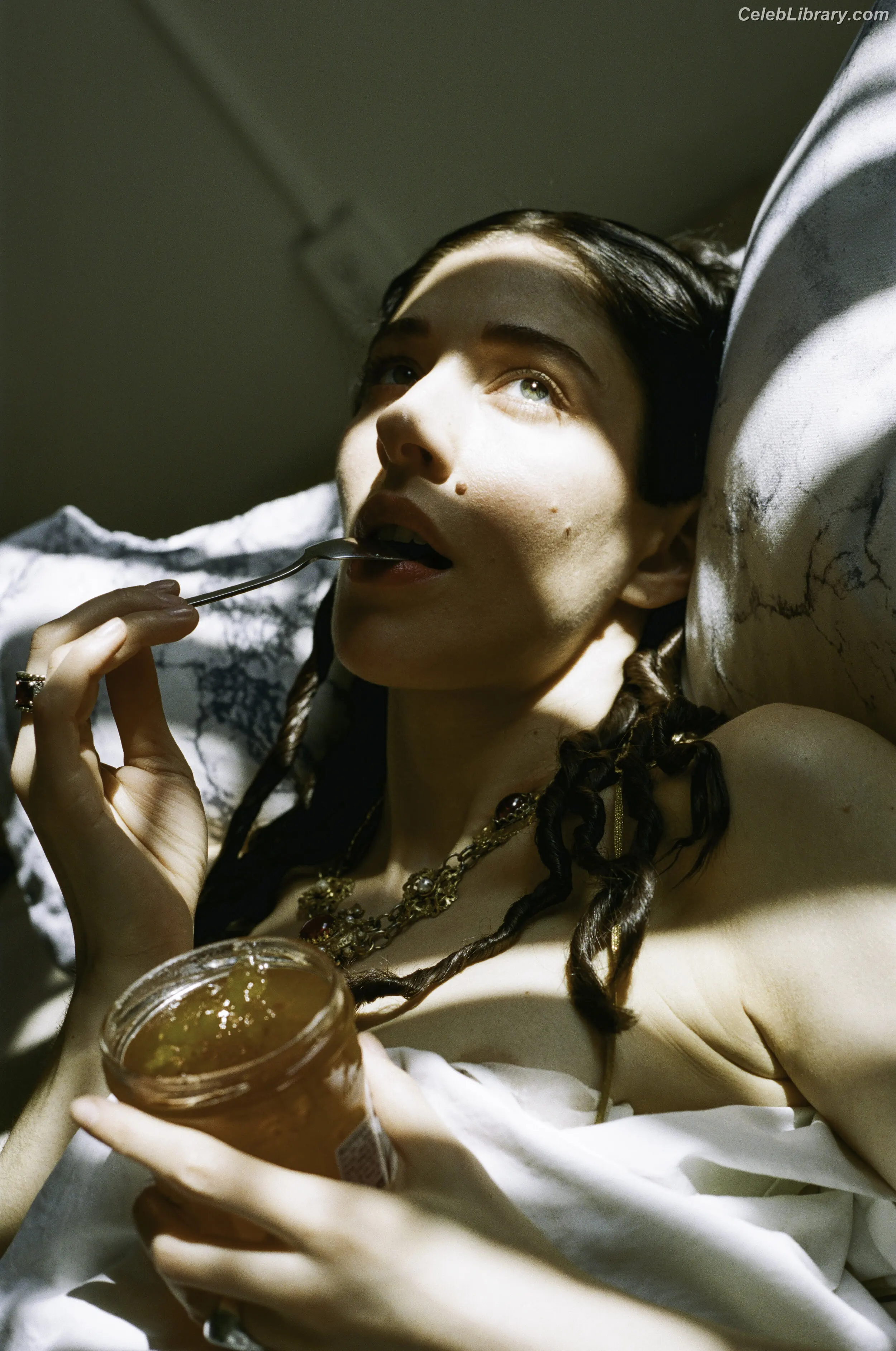 Caroline Polachek photo 4 of 249