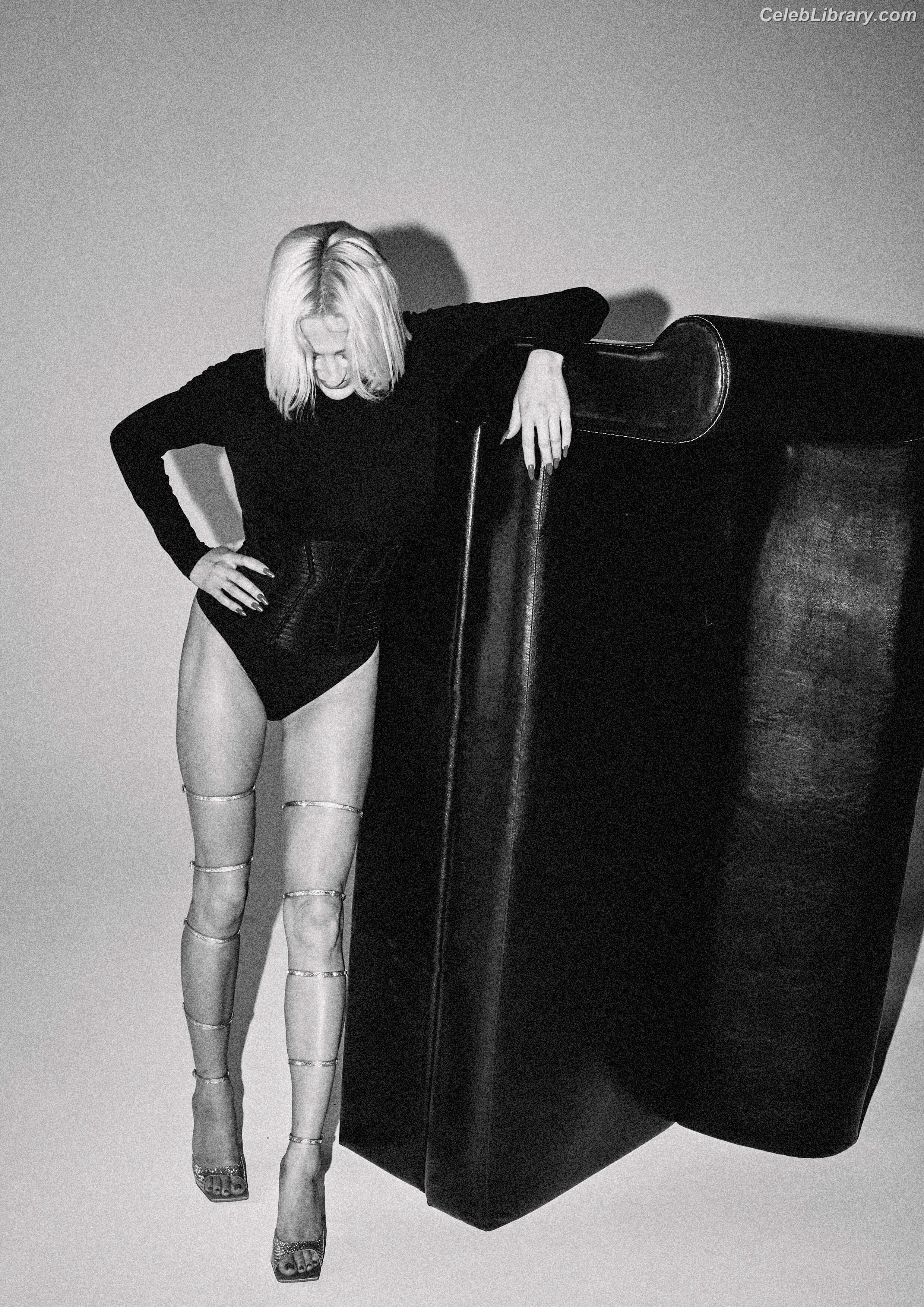 Caroline Vreeland photo 18 of 2468