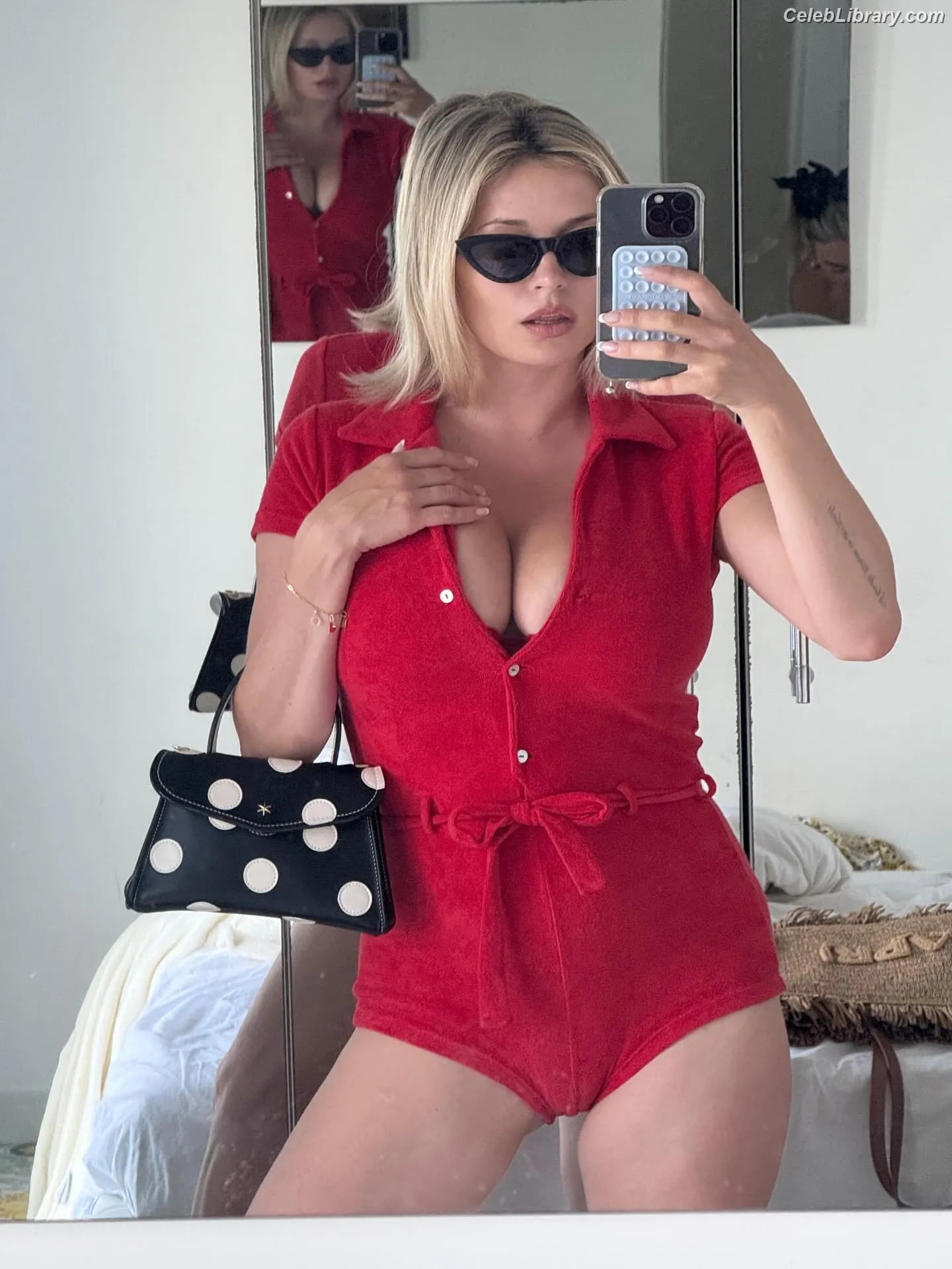 Caroline Vreeland photo 13 of 2468