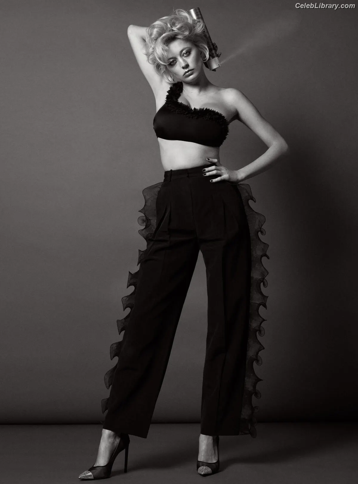 Caroline Vreeland photo 7 of 2468