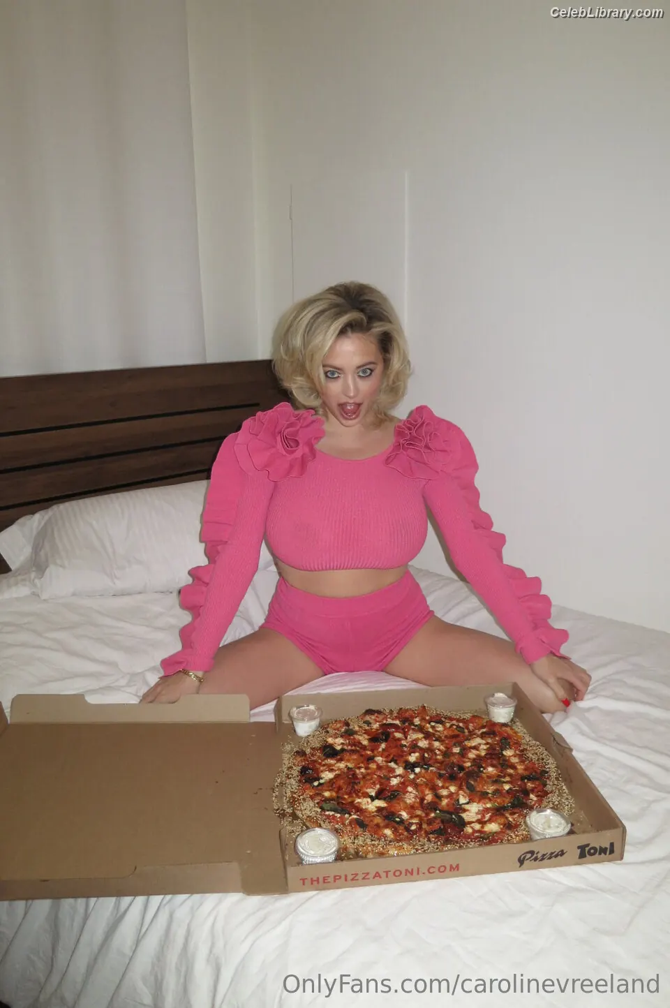 Caroline Vreeland photo 17 of 2468