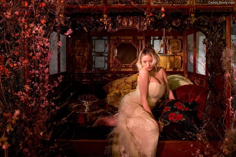 Caroline Vreeland photo 5 of 2475