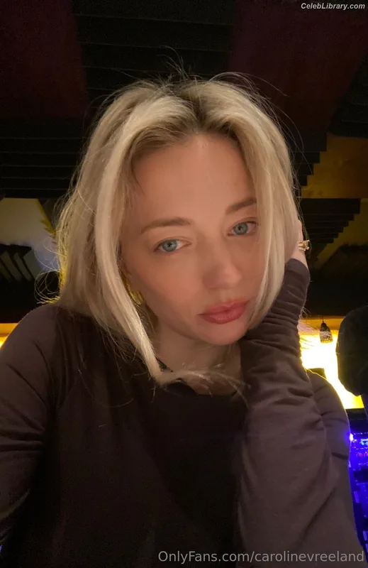 Caroline Vreeland photo 24 of 2475