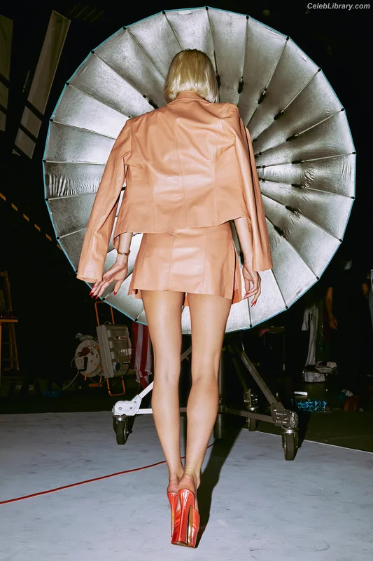 Caroline Vreeland photo 18 of 2475