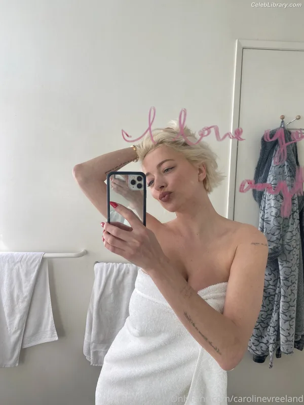 Caroline Vreeland photo 4 of 2475