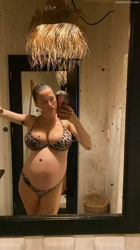 Caroline Vreeland photo 4 of 2475