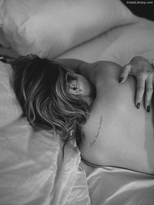 Caroline Vreeland photo 2 of 2475