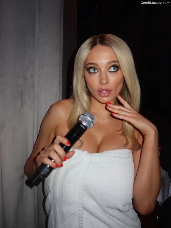 Caroline Vreeland photo 19 of 2475