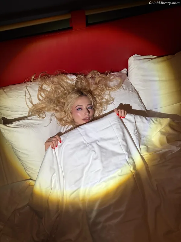 Caroline Vreeland photo 23 of 2475