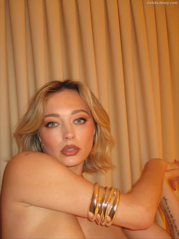 Caroline Vreeland photo 17 of 2475