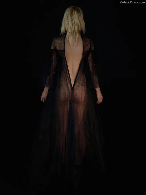 Caroline Vreeland photo 19 of 2475