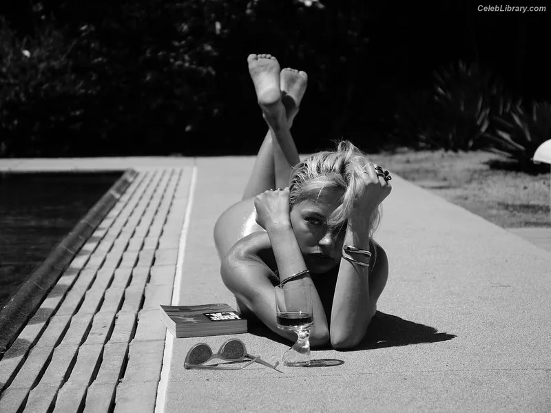 Caroline Vreeland photo 24 of 2475