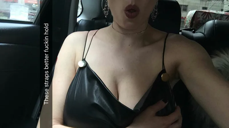 Caroline Vreeland photo 6 of 2475