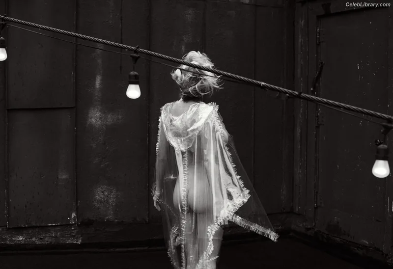 Caroline Vreeland photo 5 of 2475