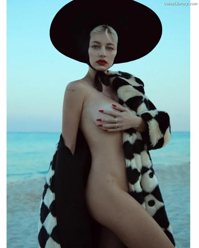 Caroline Vreeland photo 18 of 2475