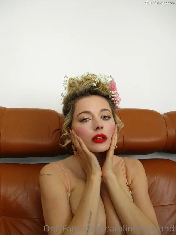 Caroline Vreeland photo 2 of 2475