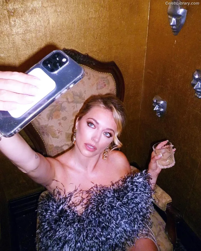 Caroline Vreeland photo 13 of 2475