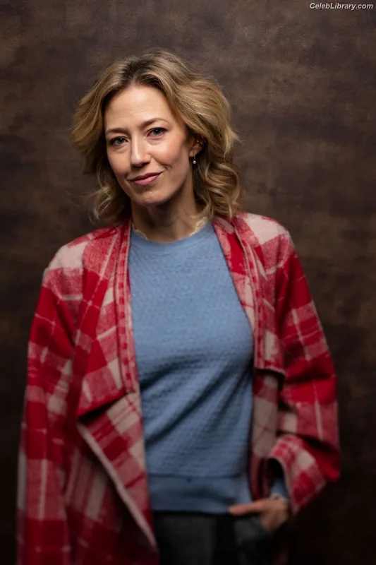 Carrie Coon photo 10 of 96