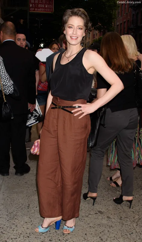 Carrie Coon photo 12 of 96