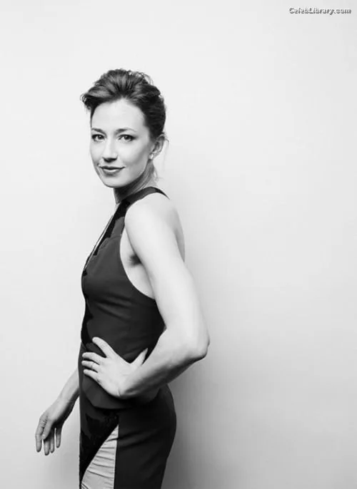 Carrie Coon photo 17 of 96