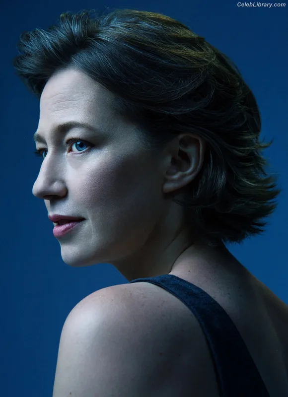 Carrie Coon photo 5 of 96