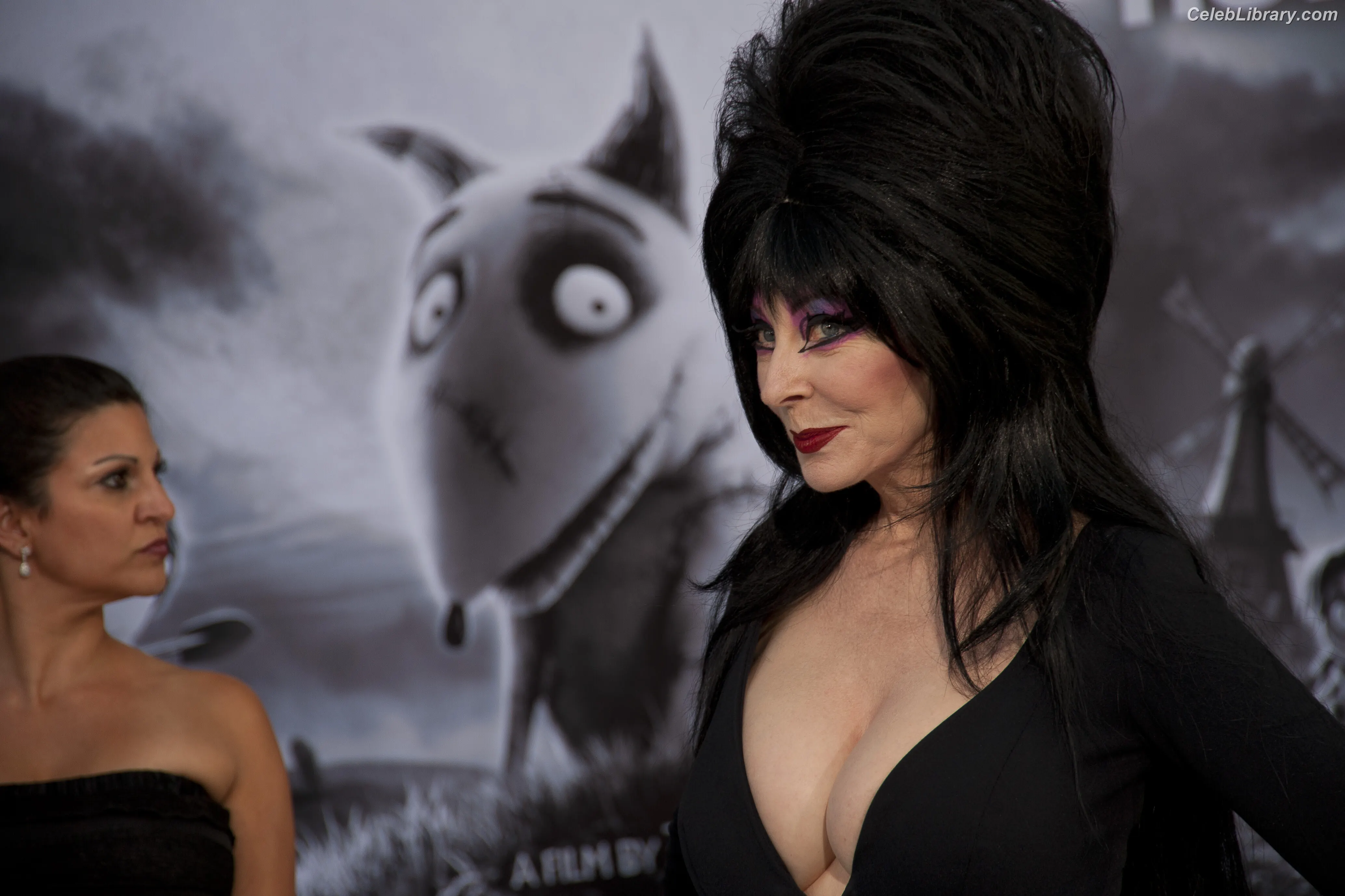 Cassandra Peterson photo 5 of 116