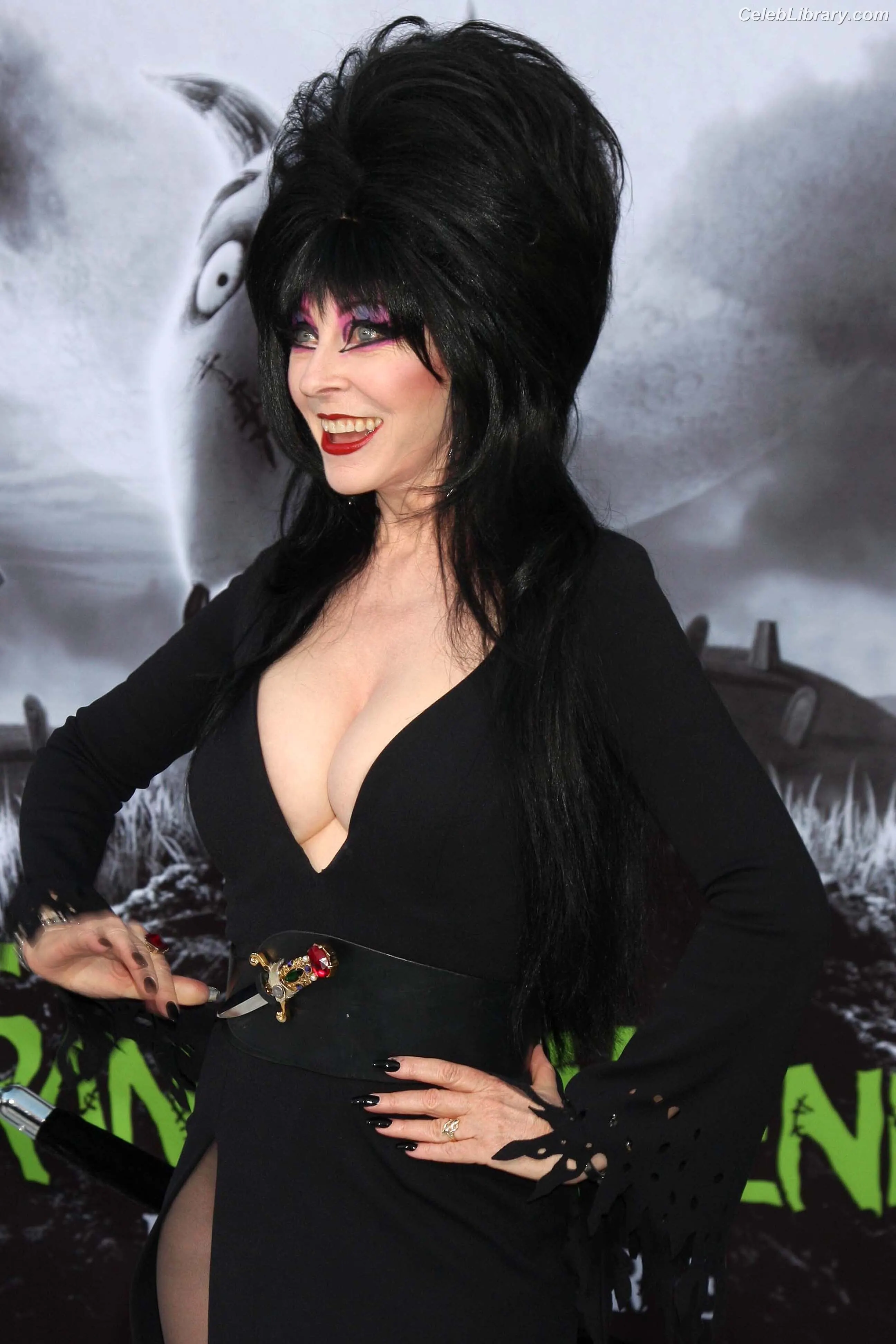 Cassandra Peterson photo 17 of 116