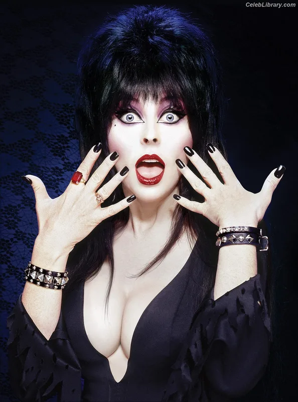 Cassandra Peterson photo 23 of 103