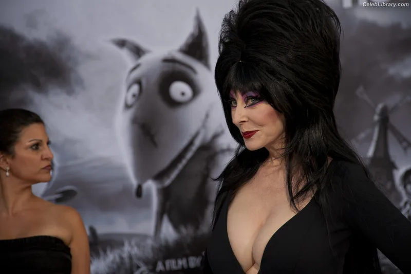 Cassandra Peterson photo 16 of 103