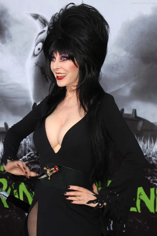 Cassandra Peterson photo 4 of 103