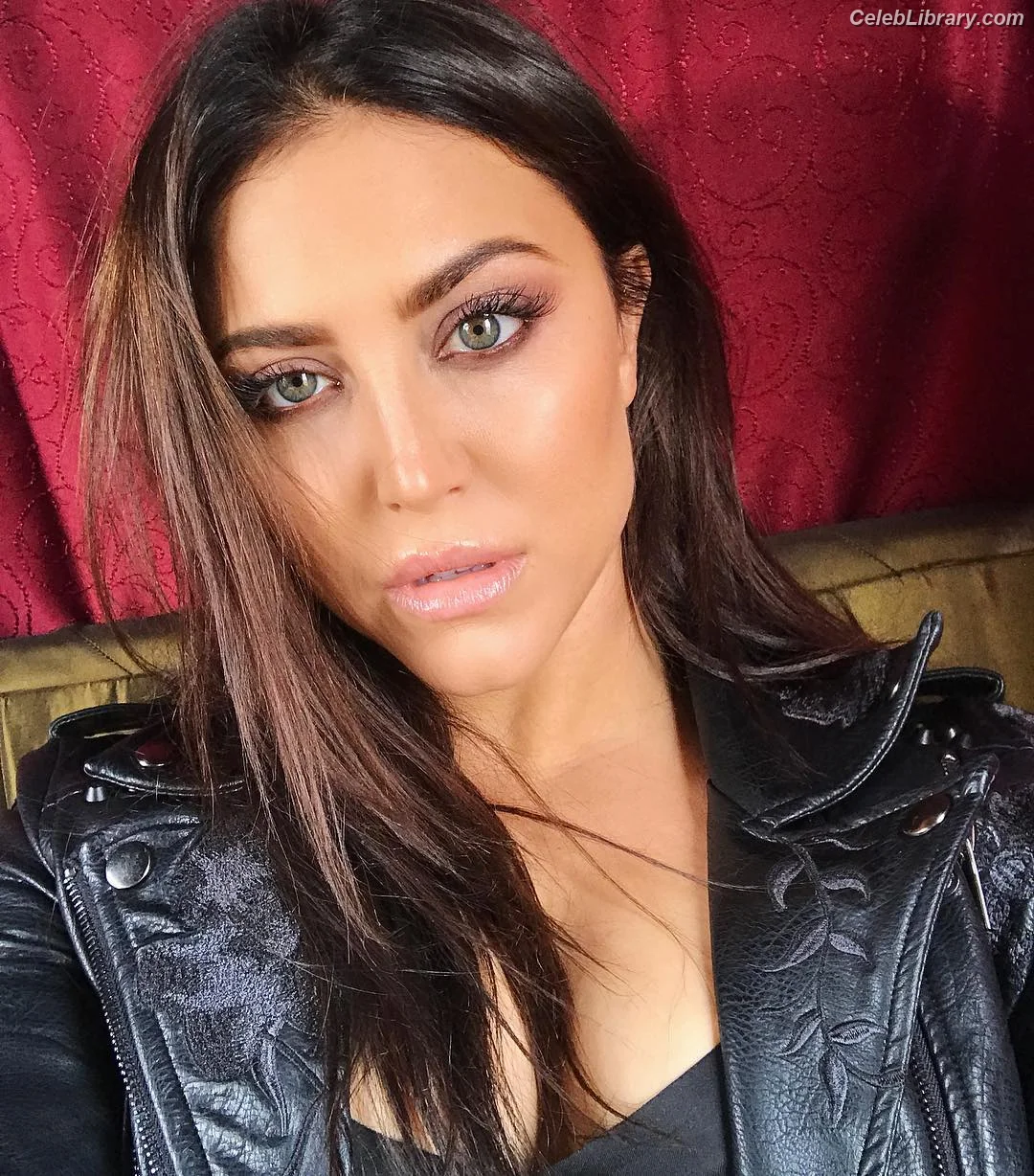 Cassie Scerbo photo 7 of 99