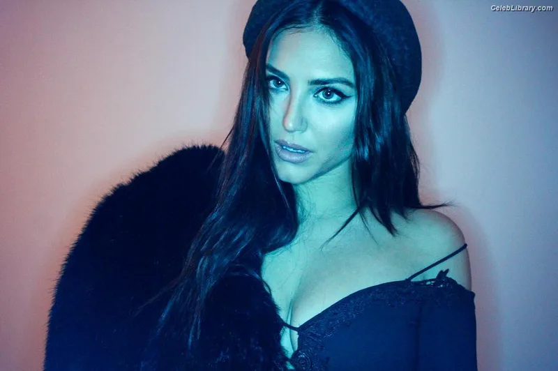 Cassie Scerbo photo 22 of 100