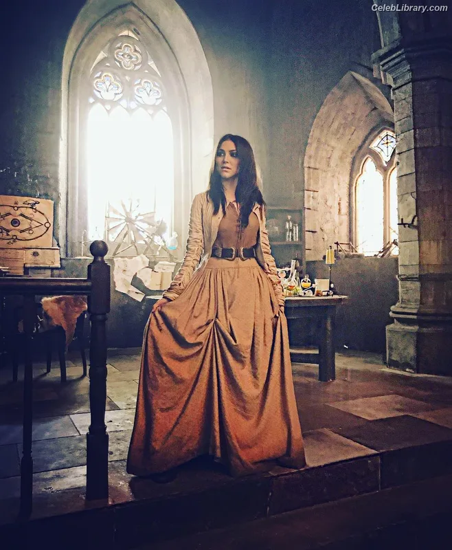 Cassie Scerbo photo 9 of 100