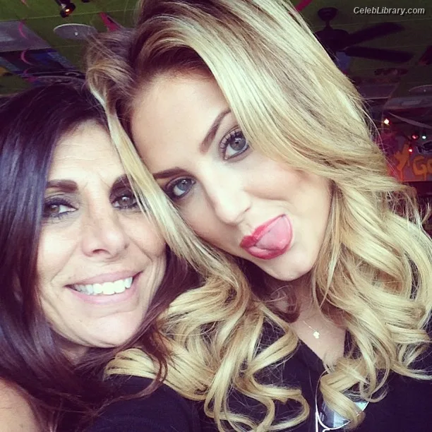 Cassie Scerbo photo 11 of 100