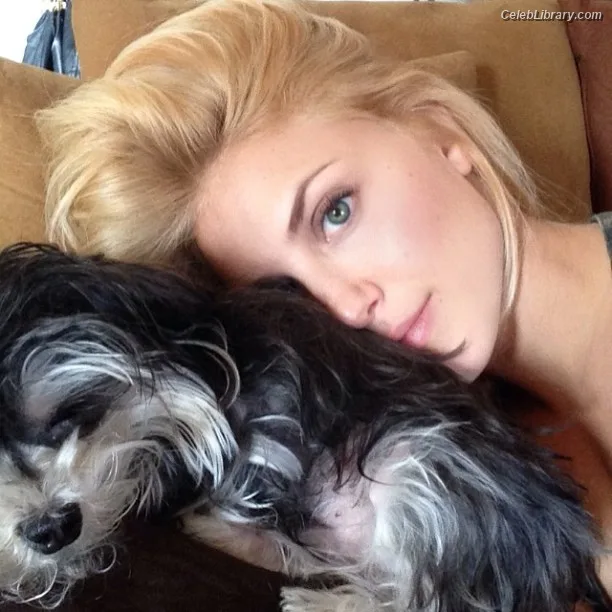 Cassie Scerbo photo 23 of 100