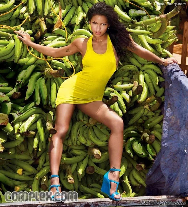 Cassie Ventura photo 4 of 118